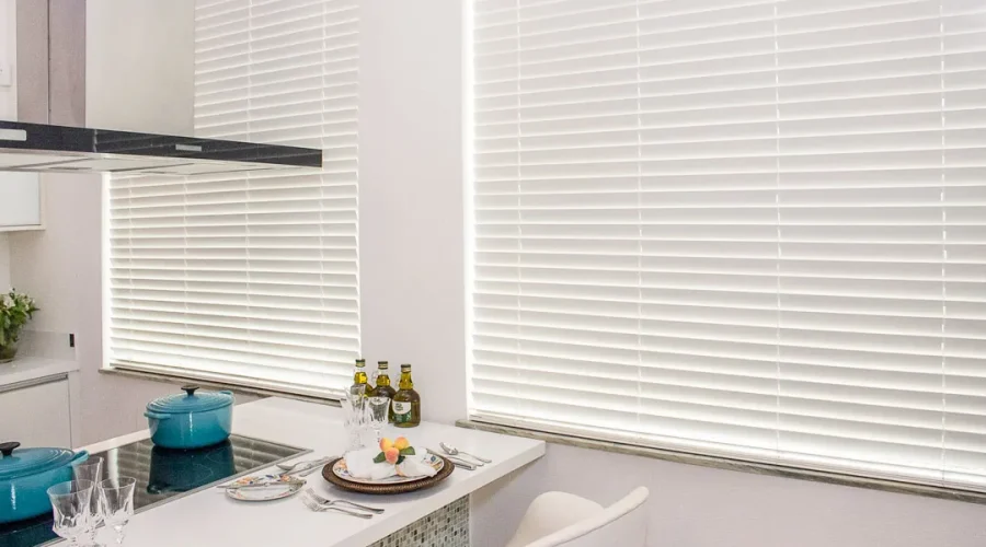 Cortina o persiana? Cómo elegir la mejor opción para cada ambiente del hogar